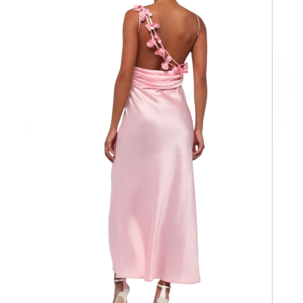 Lulu's PANDORA FLOWER BACK MAXI DRESS... Size Medium